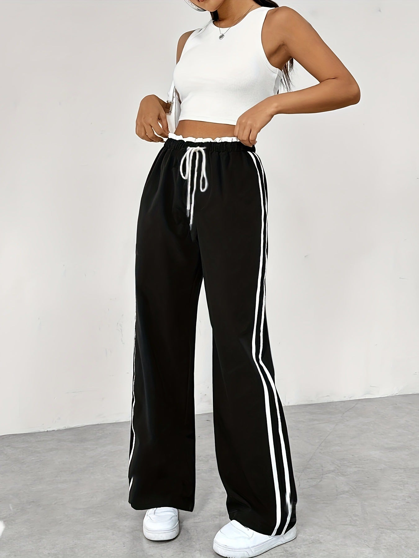 European And American Black Sports Straight Pants Leisure Commute